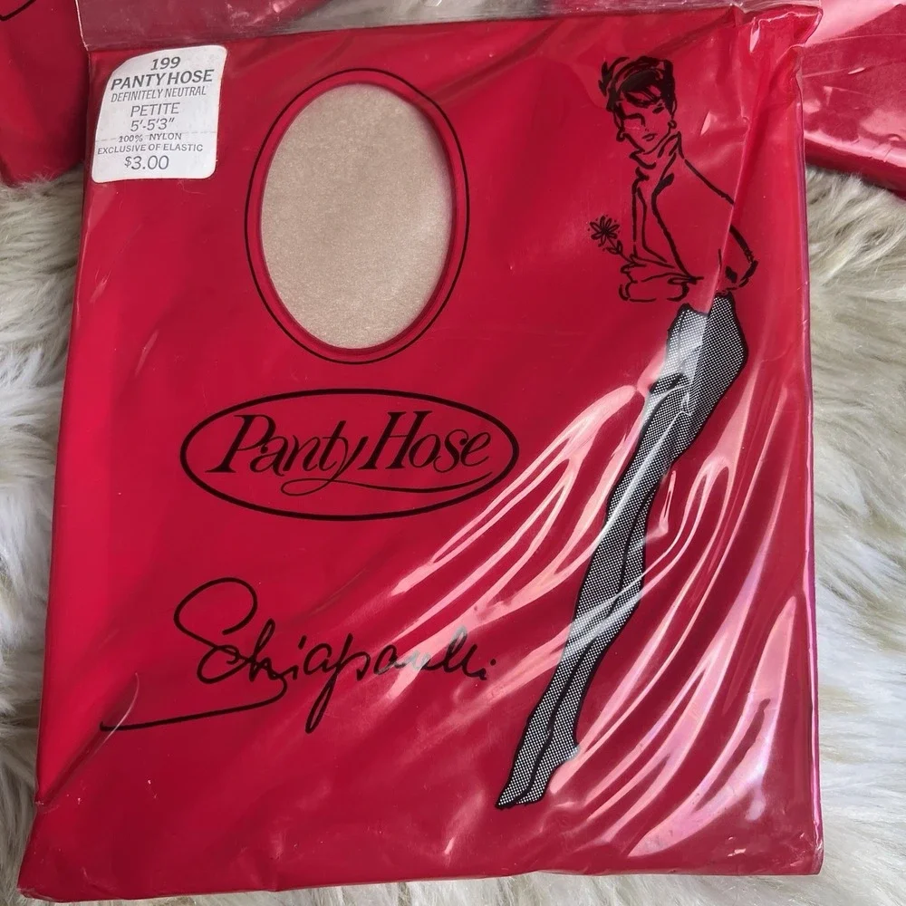 VTG SCHIAPARELLI Petite Neutral Pantyhose Sheer Tights Nylon 5'-5'3